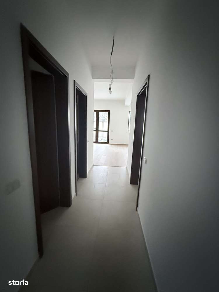 Casa individuala cu curte, 3 dormitoare - Maracineni-0