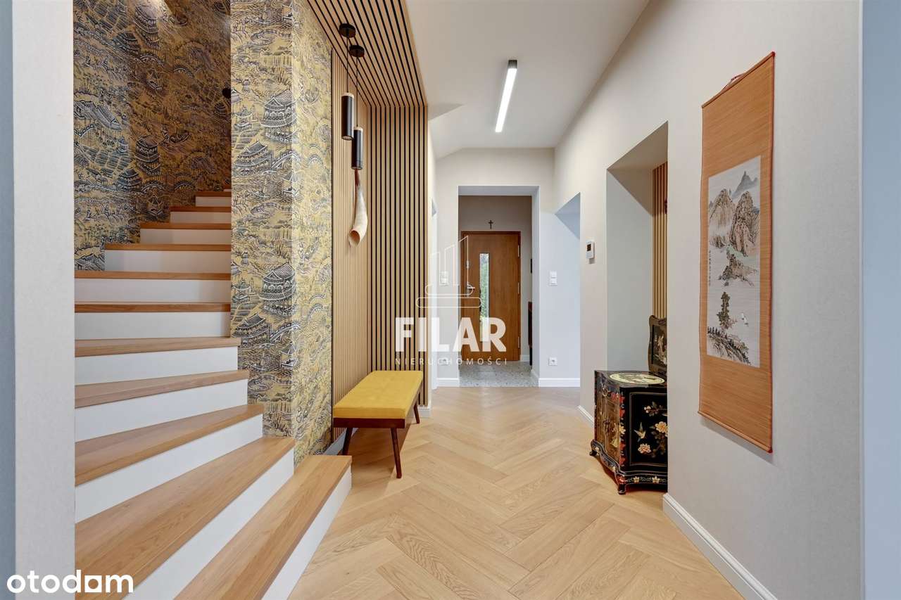 Dom wysokiej klasy z ogrodem w cichej okolicy-12