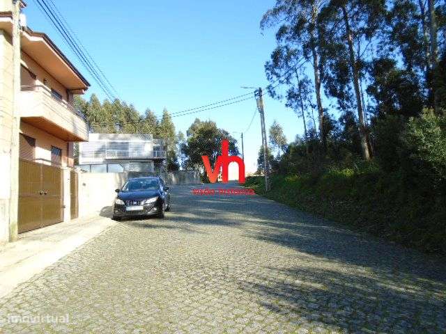 Vende-se Lote de Terreno em Gemunde - Maia, Perto da Efacec e Tecmaia-1