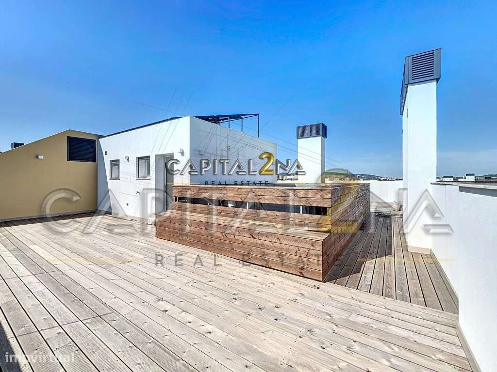 Penthouse T3 Duplex com Piscina Privada Aquecida, Terraço e Box par...-2
