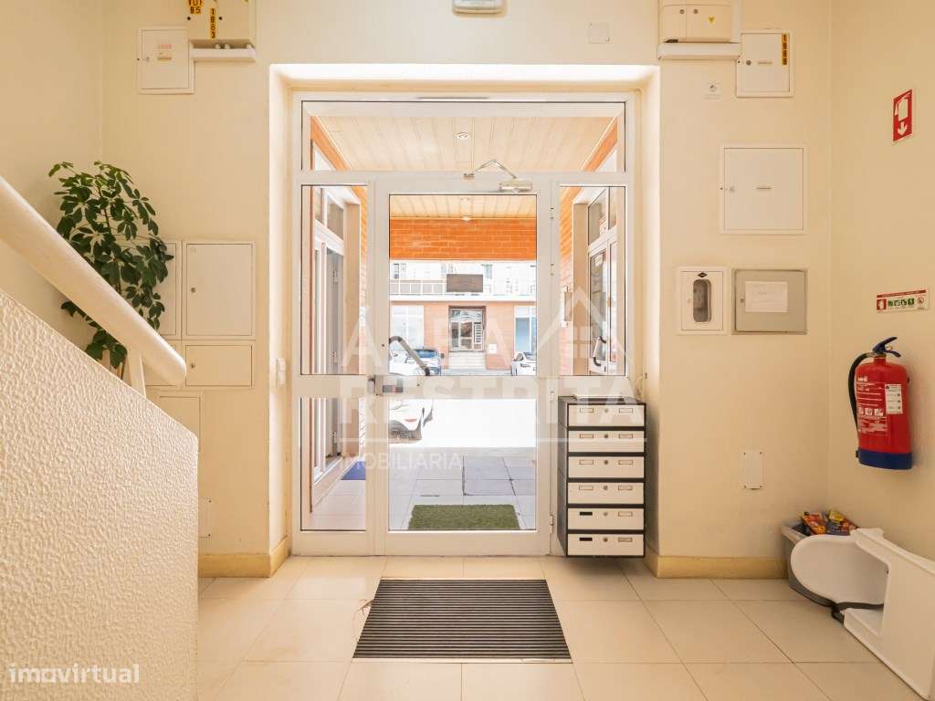 Apartamento T3 em Pinhal Novo-48