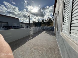 Moradia V1 transformado em V3 totalmente remodelado em Setúbal - Grande imagem: 2/19