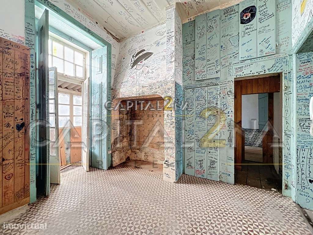 Prédio Devoluto com Projeto Aprovado na Baixa de Lisboa-10