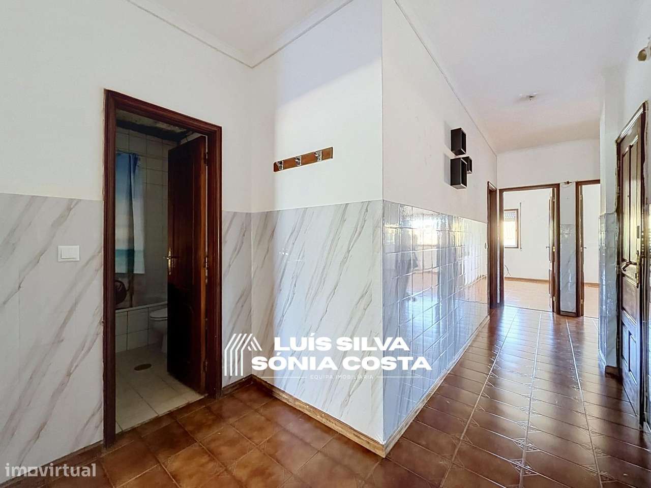 Apartamento T3 c/ Garagem, Varandas & Elevador – Centro da Feira...-26