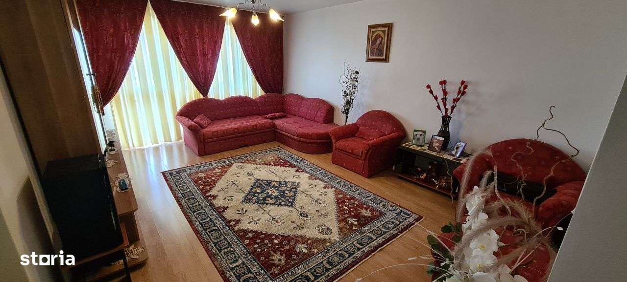 Penthouse cu 3 camere de vânzare în zona Buzaului - Imagine principală: 1/20