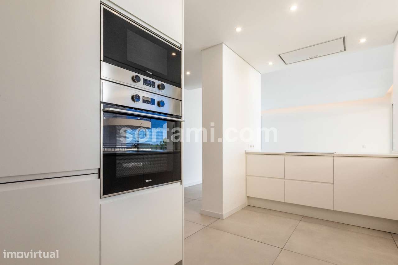 Apartamento T3 Venda em Quarteira,Loulé - Grande imagem: 3/32