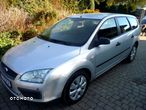 Ford Focus 1.4 Trend + - 15