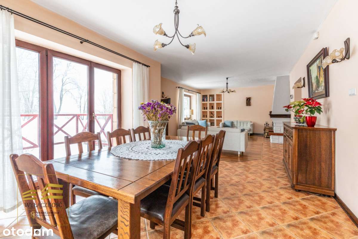 Dom wolnostojący  6 pokoi z dużą działką-5