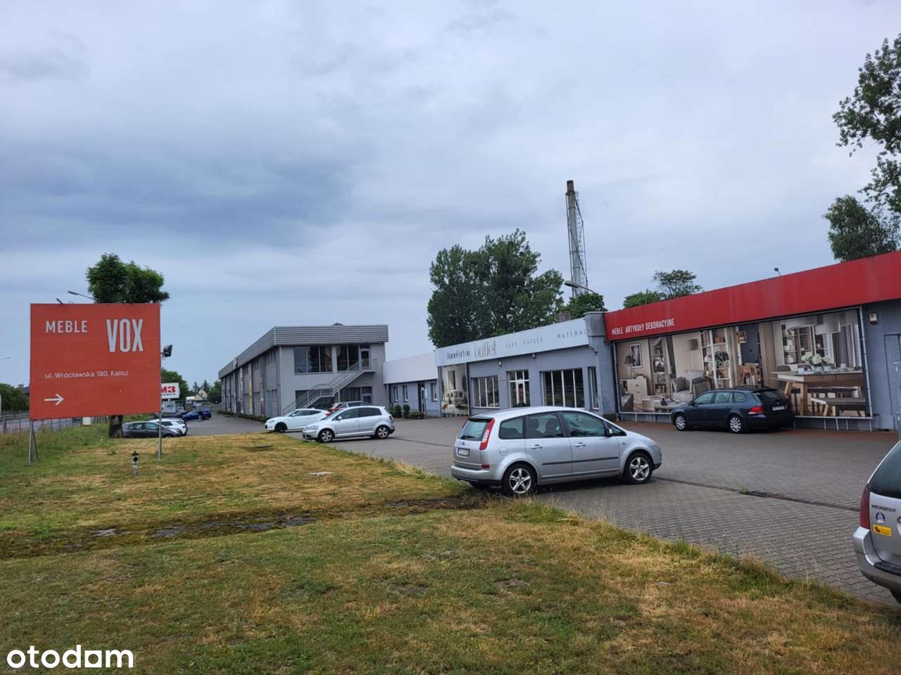 Lokal handlowo-usługowy 450m.kw. w centrum handlowym w Kaliszu - Pełny obrazek: 3/8