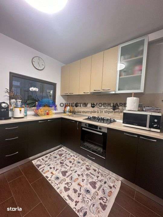 Apartament 3 camere RENOVAT 2019 - Imagine principală: 3/10