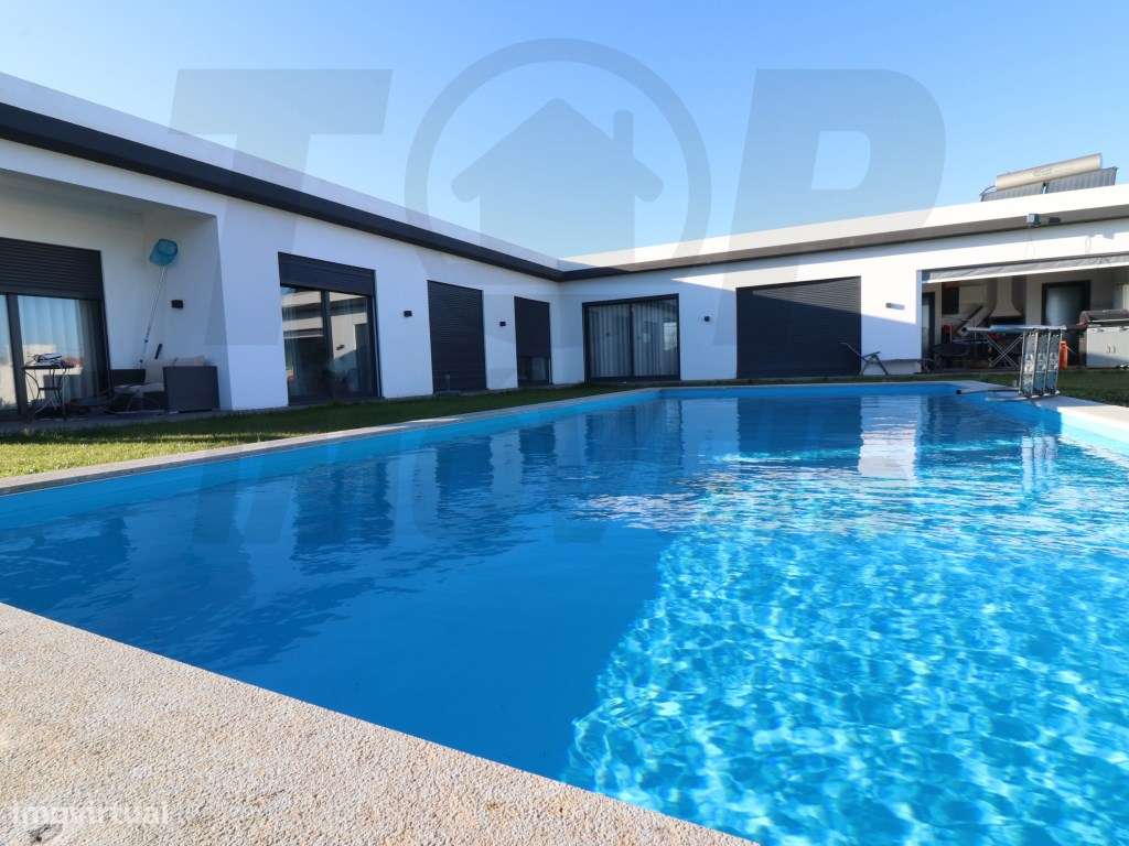 Moradia Contemporânea V4 - Salvaterra de Magos - 575.000€ - Grande imagem: 2/24