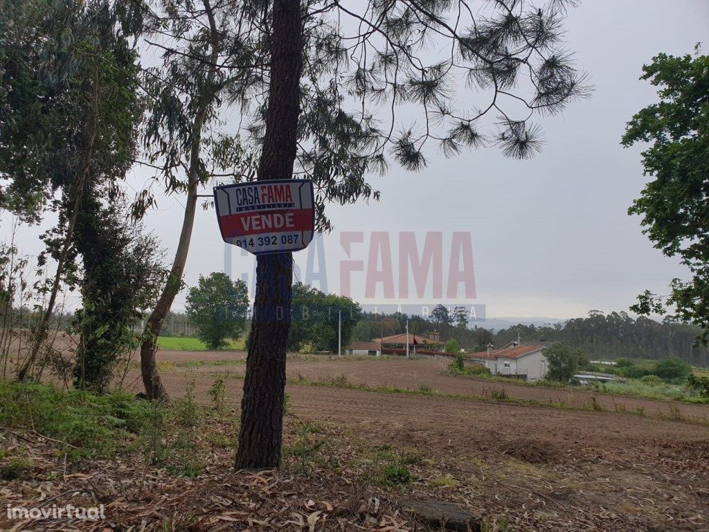 Terreno de construção em Carvalhos - Barcelos