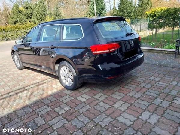 Volkswagen Passat 2.0 TDI SCR Comfortline - 5