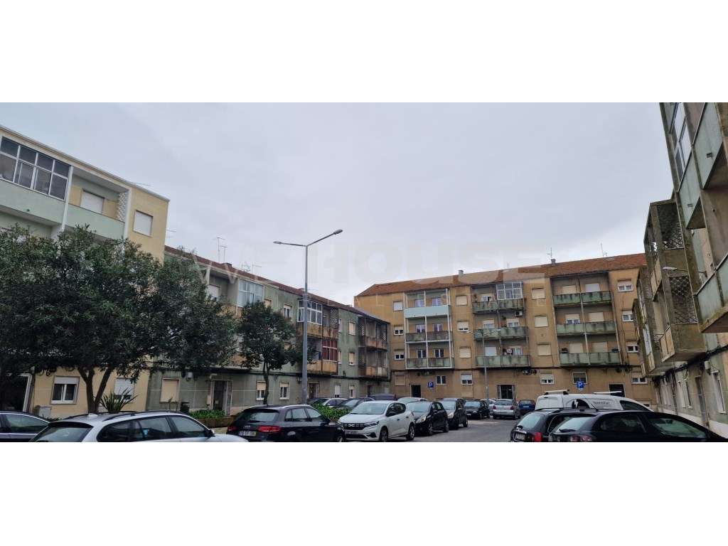 Loja 49 m2, no centro Alcochete - Grande imagem: 4/6