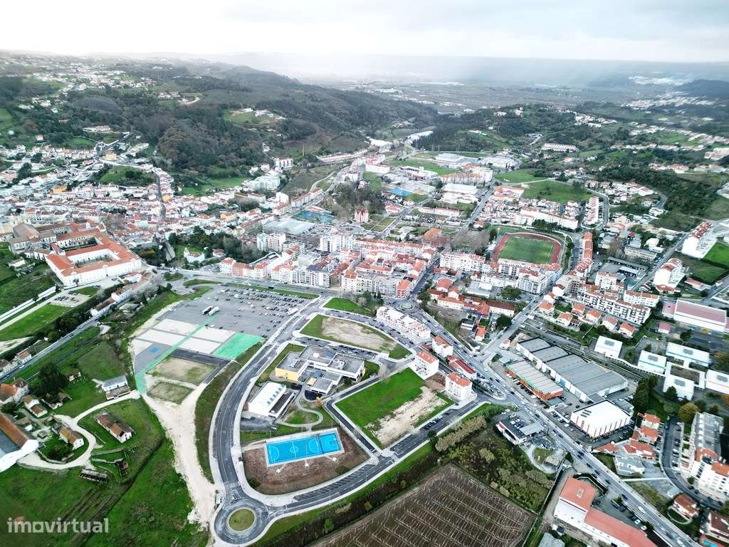 Novos apartamentos T3, varandas e garagem box, junto ao centro Alco...-29