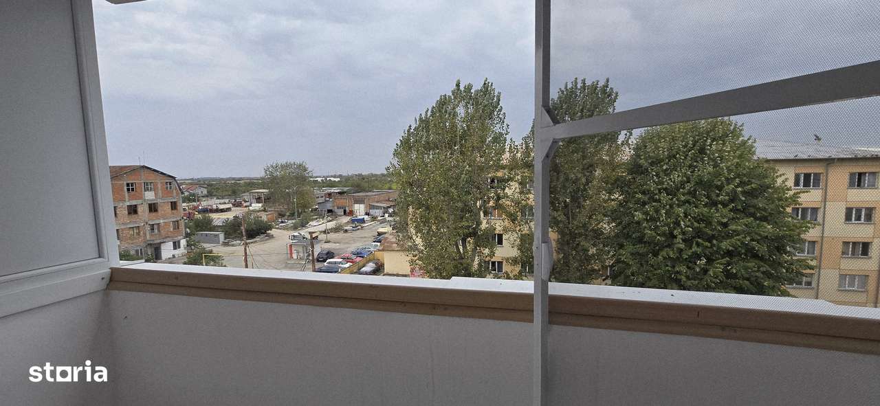Micro 12 Targoviste, etaj 4/4 , VANZARE apartament 3 camere-10