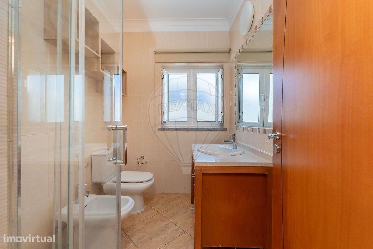 Moradia T4 para venda-33