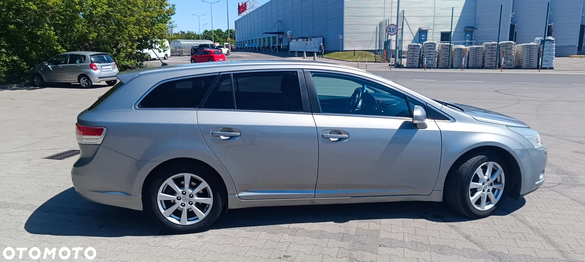 Toyota Avensis 1.8 Sol - 7