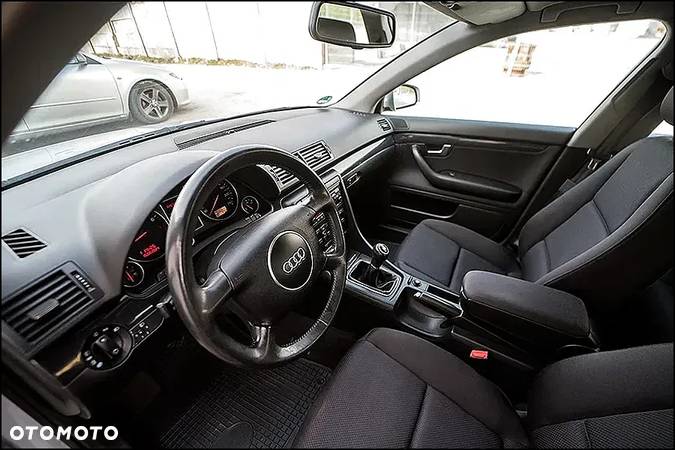Audi A4 2.0 - 17