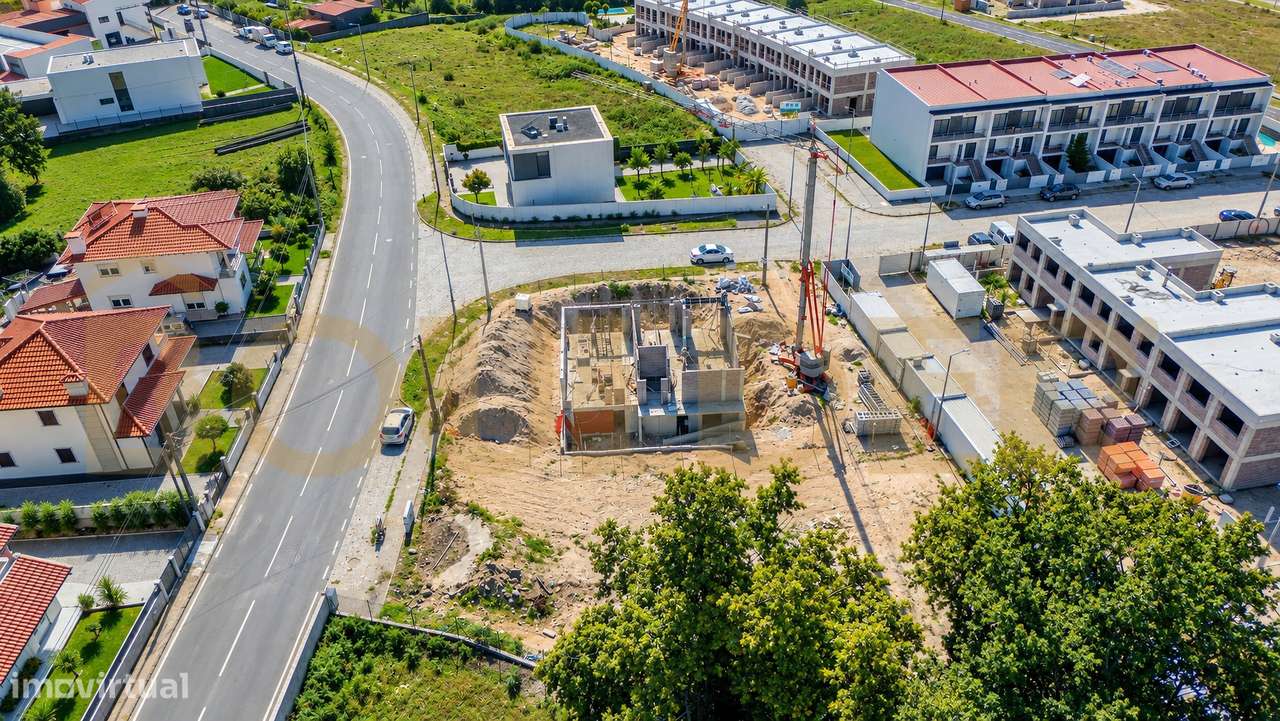 Apartamento T3 com jardim privativo em Fonte Arcada-6