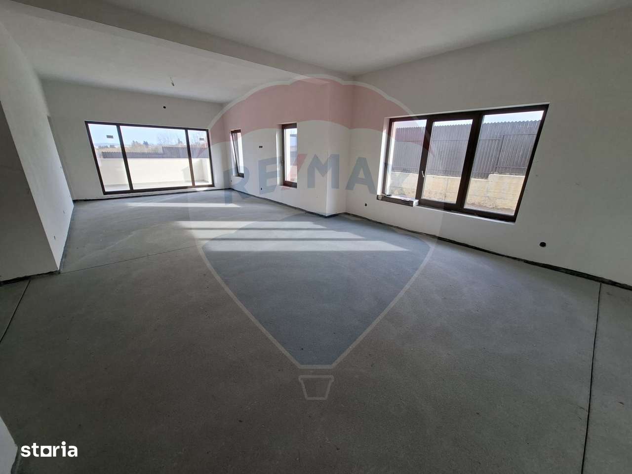 Vilă Individuală în Cisnădioara-16