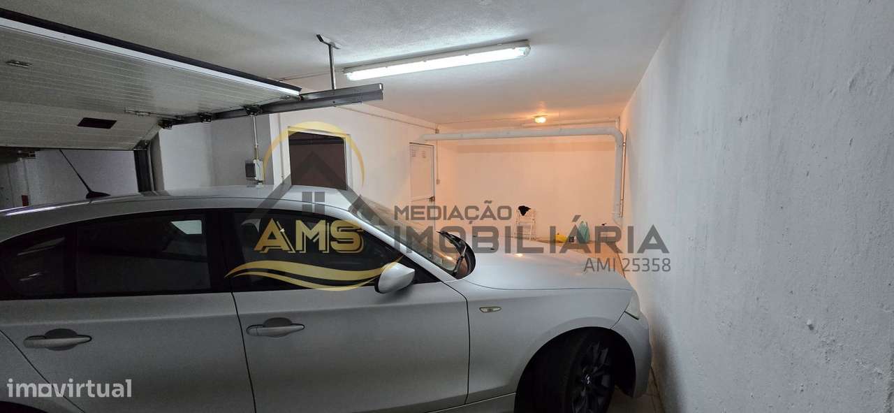 GARAGEM EM FAFE PARA VENDA - Grande imagem: 5/21
