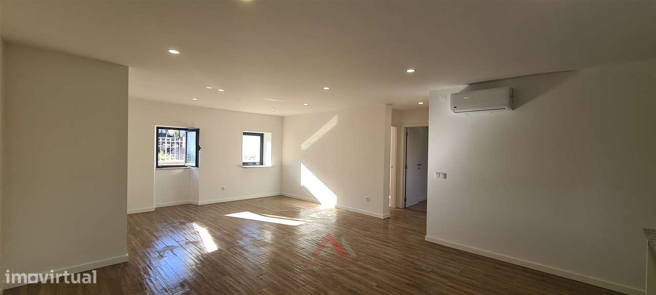 Moradia T2 Arrendamento em Maceira,Leiria - Grande imagem: 2/14