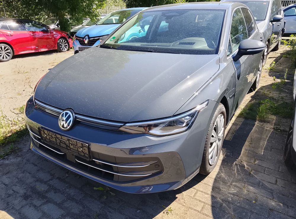 Volkswagen Golf VIII (2020-) 2.0 TDI SCR DSG Active 2025