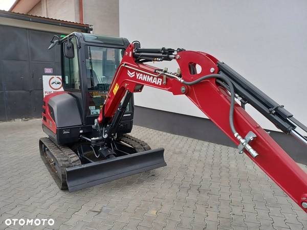 Yanmar SV 26 2023 produkcja *długie ramię* waga 2.7 tony* oświetlenie* niski przebieg Minikoparka - 13