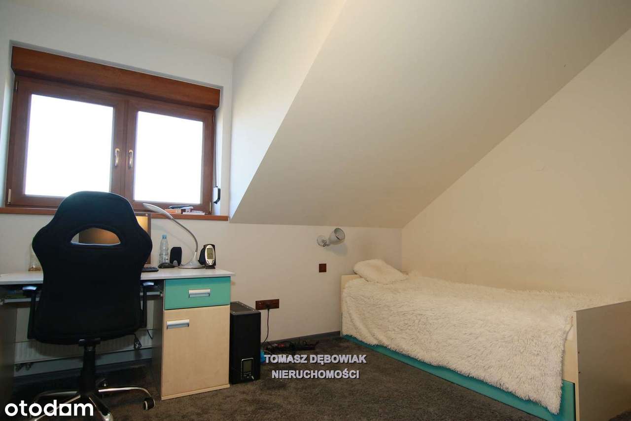 Obszerny wolnostojący dom blisko Zalewu Rydzyńskiego-16