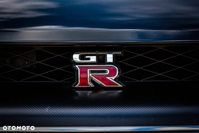 Nissan GT-R Black Edition - 22
