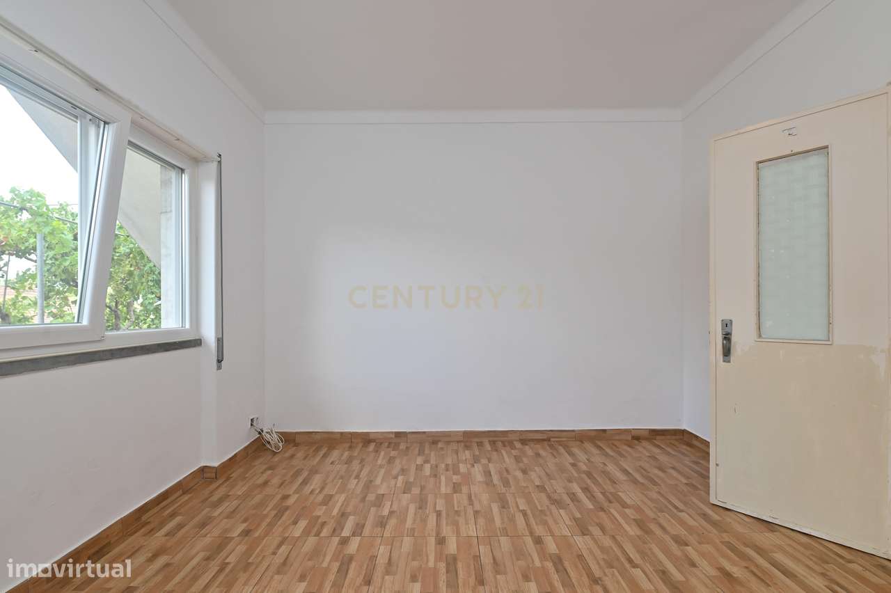Apartamento T3 em Loures, Lisboa-11