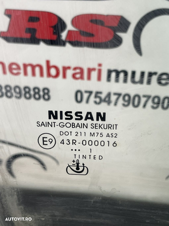 Geam dreapta fata Nissan Navara 2.5 Automat euro 5 - 2