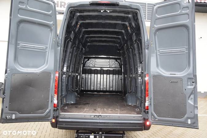 Iveco DAILY 35S18 Hi Matic  180Km 18M3 - 27