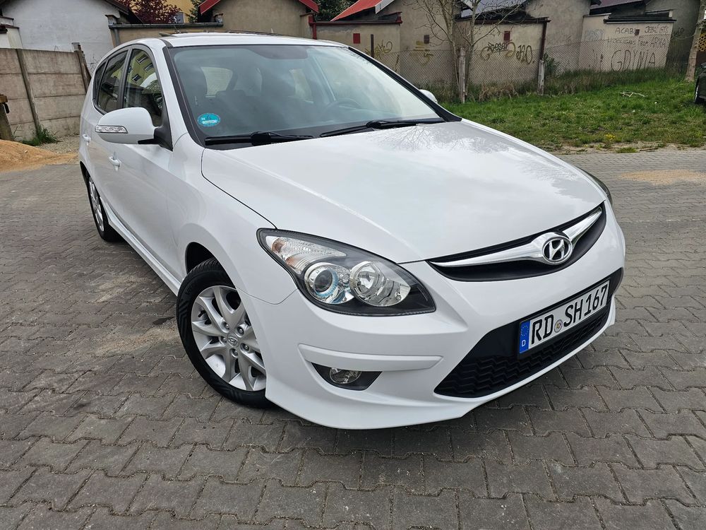Hyundai i30 I 1.4 White Edition 2011