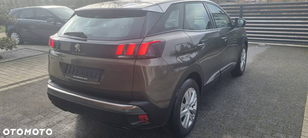 Peugeot 3008 1.2 PureTech Allure S&S - 7