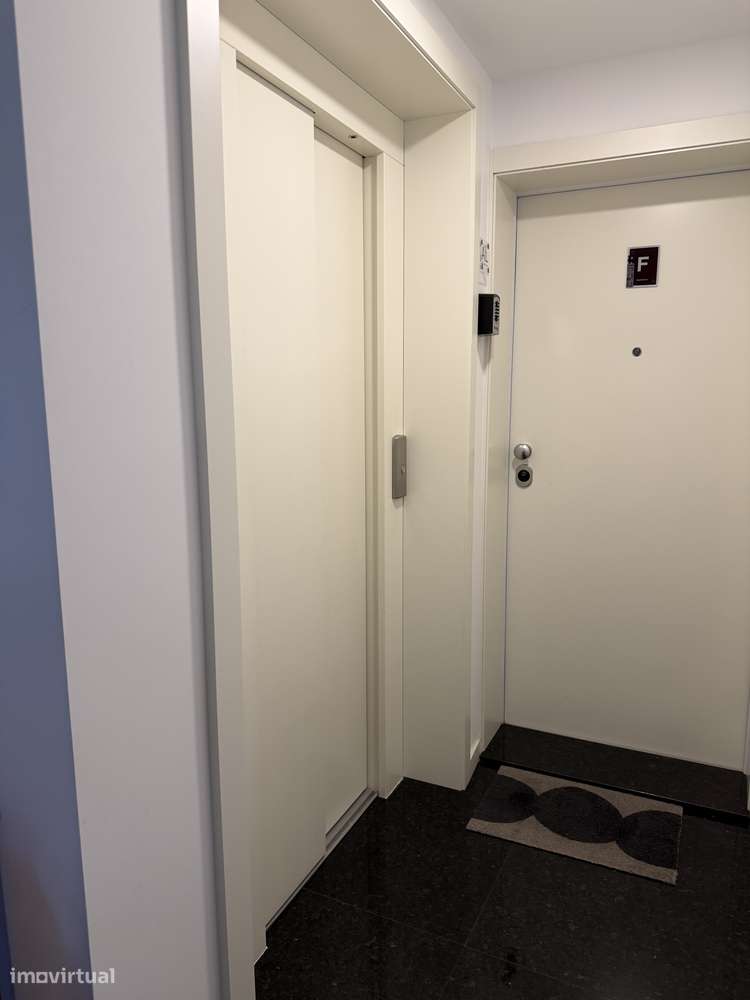 T1 Porto - Grande imagem: 2/19