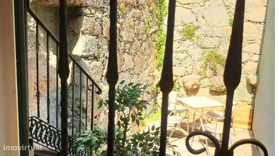 Prédio com Licença AL na zona histórica de Gaia - Grande imagem: 4/17