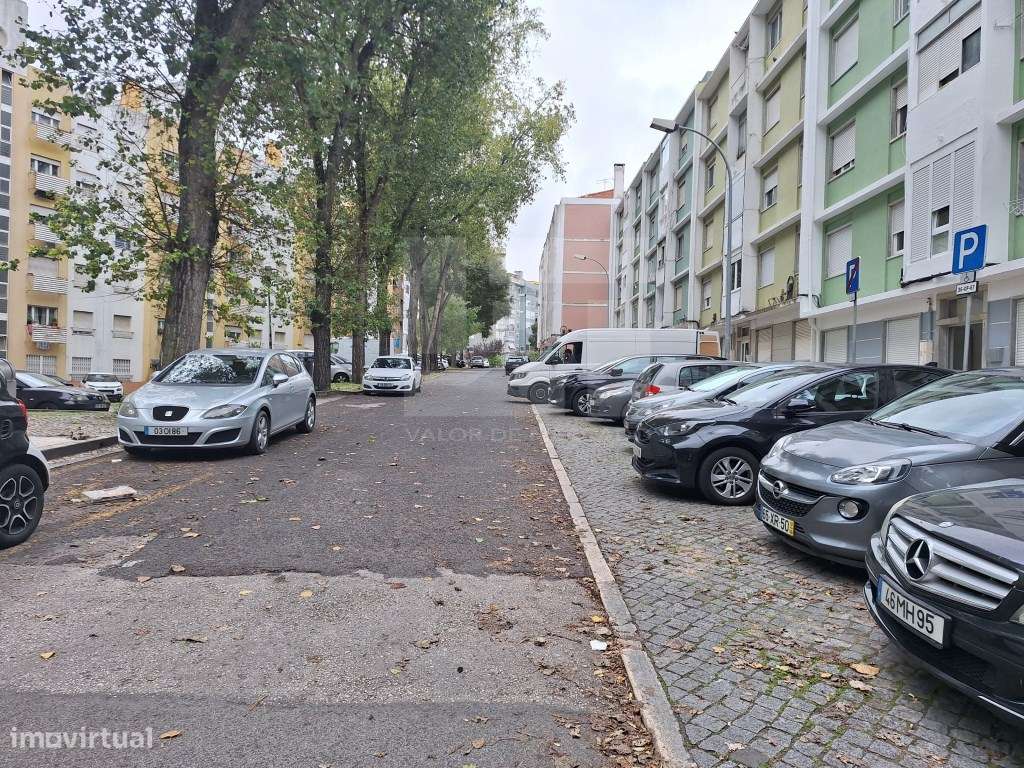 APARTAMENTO T2 - BENFICA _ RECUPERADO-20