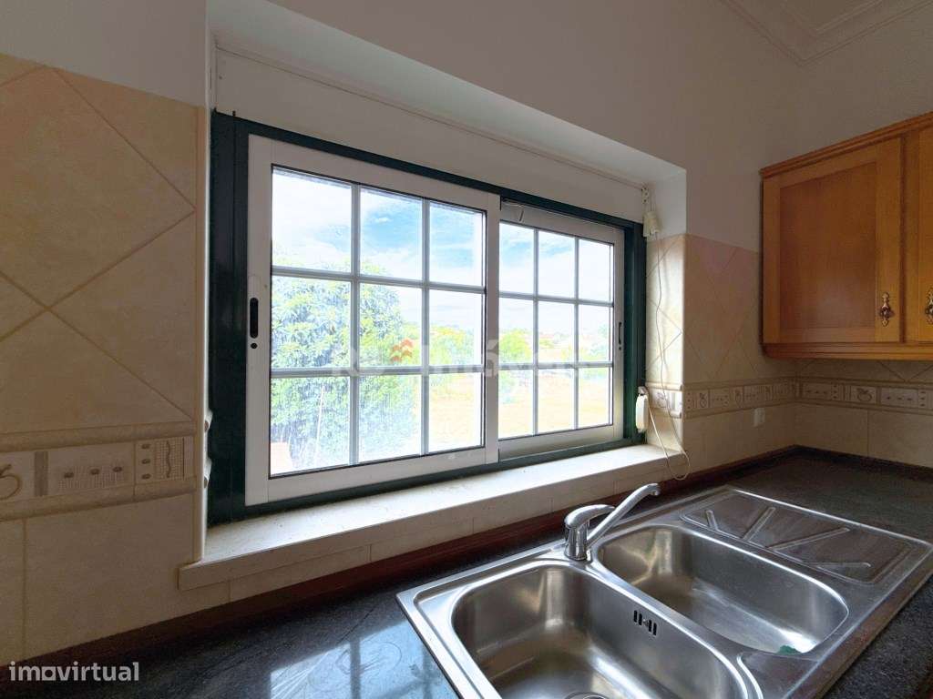 Moradia T4 c/ Jardim e Garagem - Beselga de Cima, Torres Novas - Grande imagem: 5/41