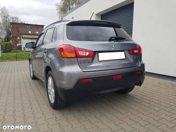 Mitsubishi ASX 1.8 DID Instyle NAVI 4WD AS&G - 26