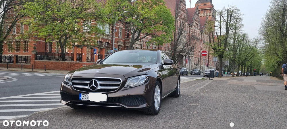 Mercedes-Benz Klasa E 220 d 9G-TRONIC Avantgarde - 2