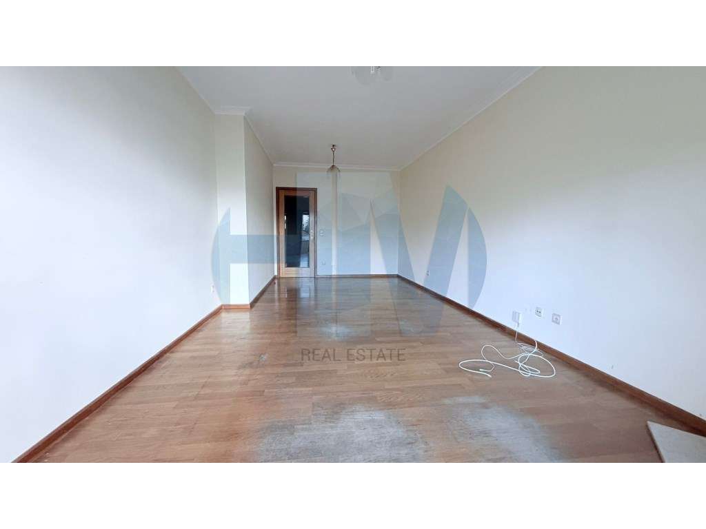 Apartamento T2 - Oliveira do Douro - Grande imagem: 3/16