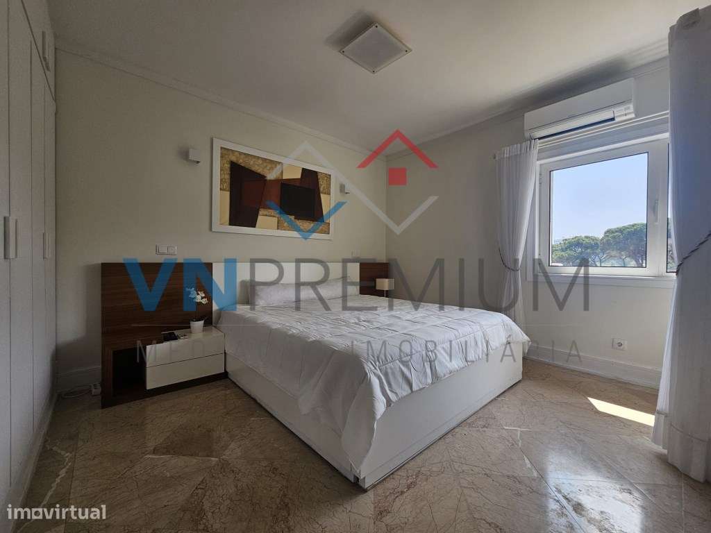 Excelente apartamento T4 em frente ao Casino do Estoril-24