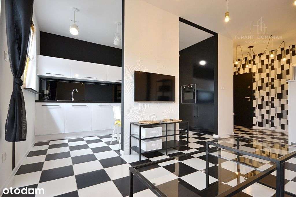 Słoneczne dwupokojowe mieszkanie z klimatyzacją-0