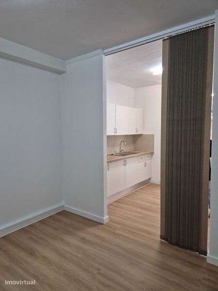 T1 em São Sebastião Setúbal - Grande imagem: 5/8