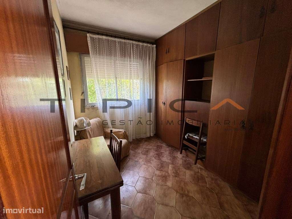 Quintinha com terreno agrícola de 2250 m2-8