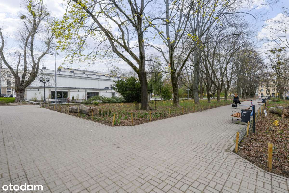 Ciche Mieszkanie z Widokiem na Kino Iluzjon-11