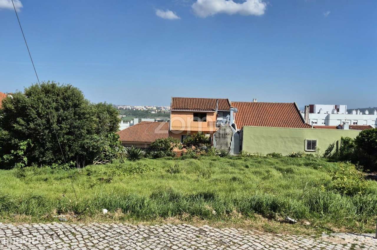 Terreno Urbano para Construção Amadora-14