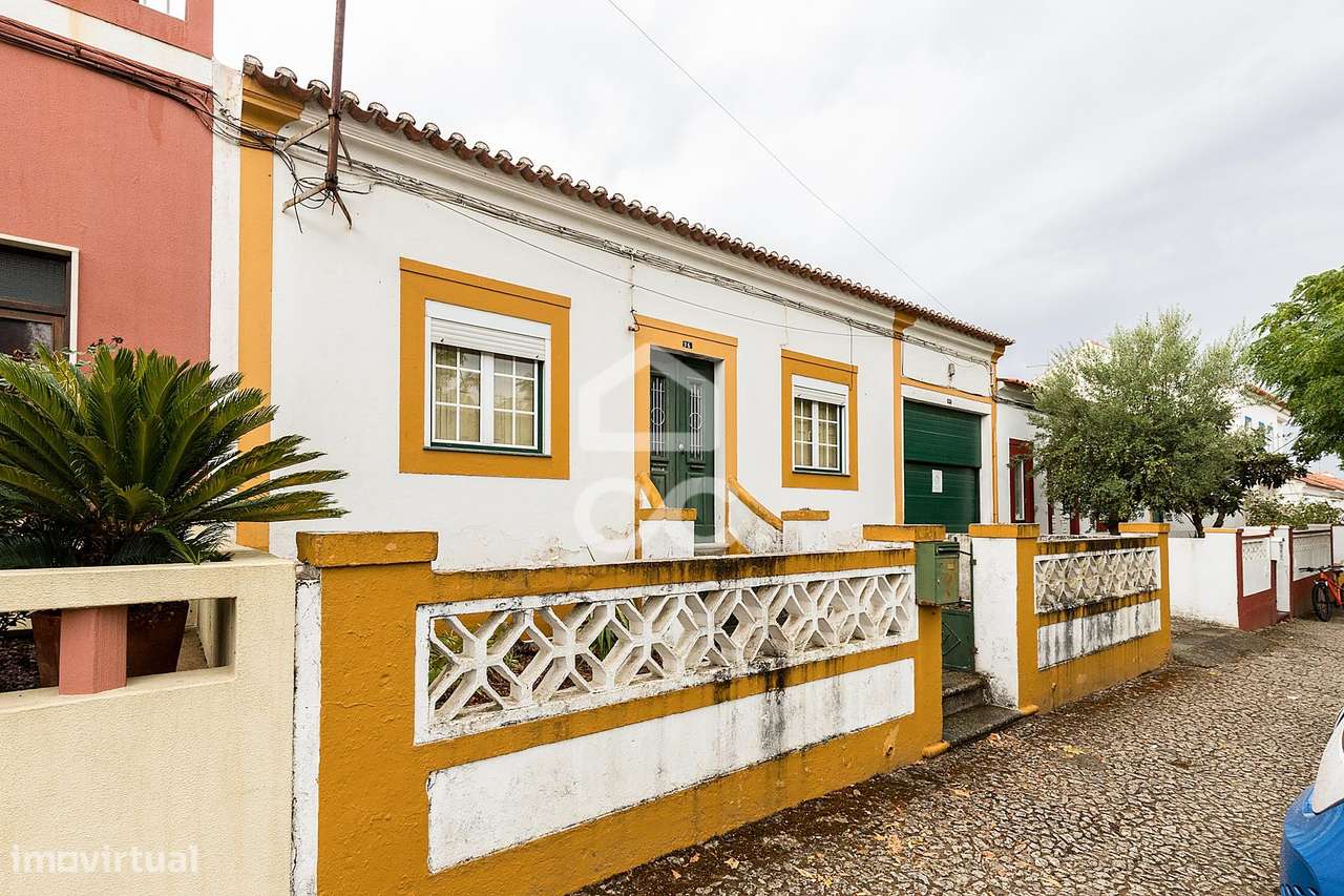 Moradia T3 c/ Quintal e Garagem no Centro de Montemor-o-Novo, Évora-20